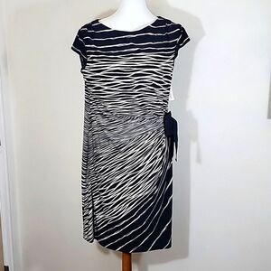 Dress barn plus size side ribbon tie dress NWT size 16